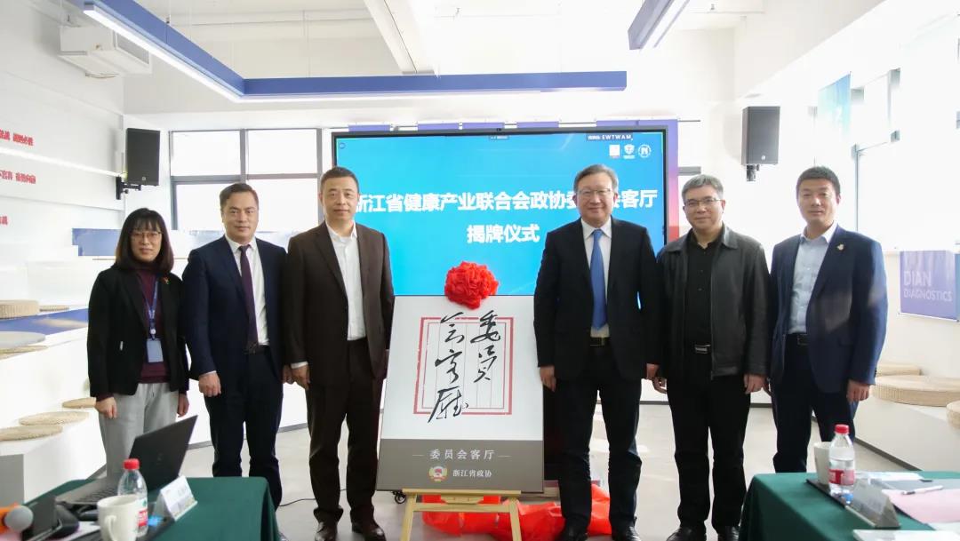 1644458941029055156.jpg 10.jpg